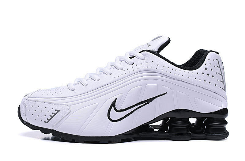 NIKE SHOX R4 39