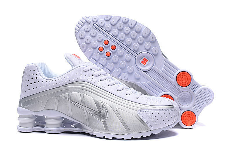 NIKE SHOX R4 43