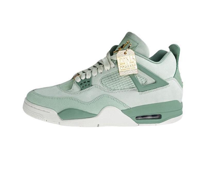Air Jordan 4 22
