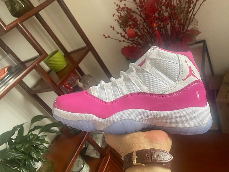 Air Jordan 11 7