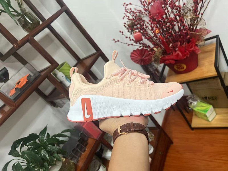 NIKE.2025 10