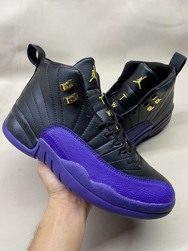 Air Jordan 12 22