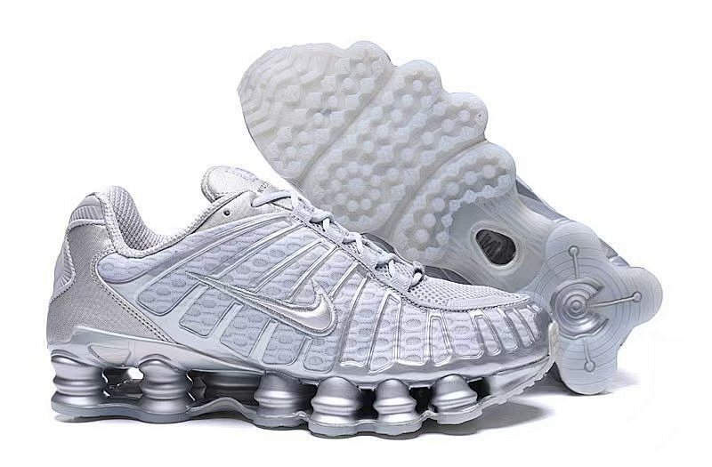 Nike.13 15