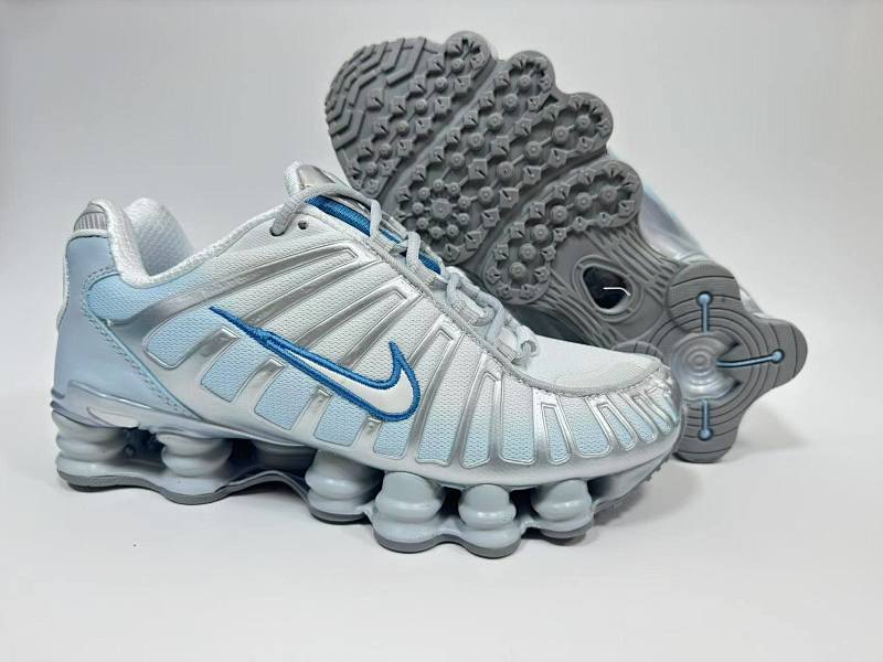 Nike.13 19