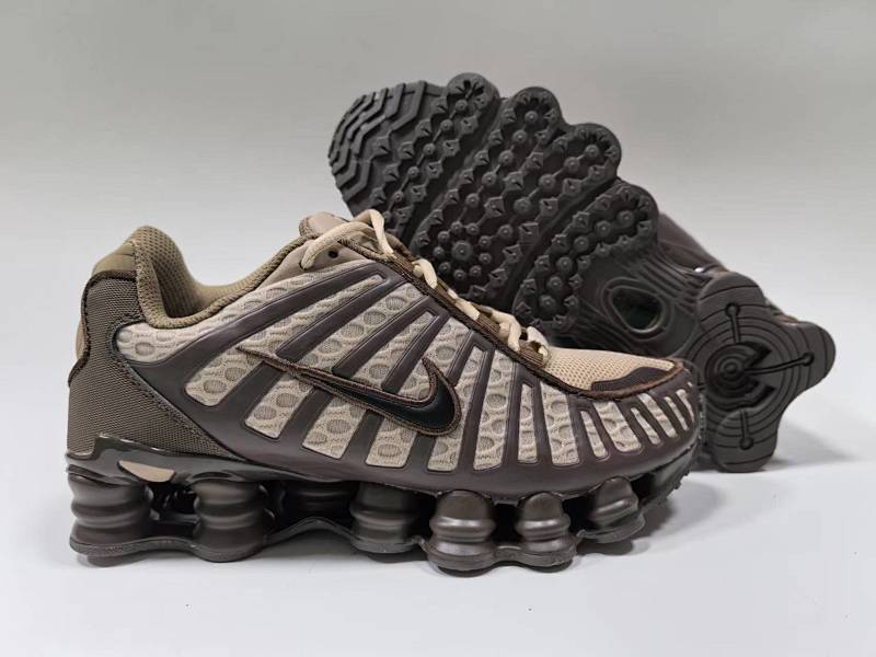 Nike.13 6