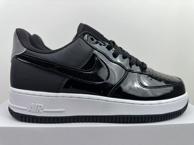 Nike Air Force 1 color 113