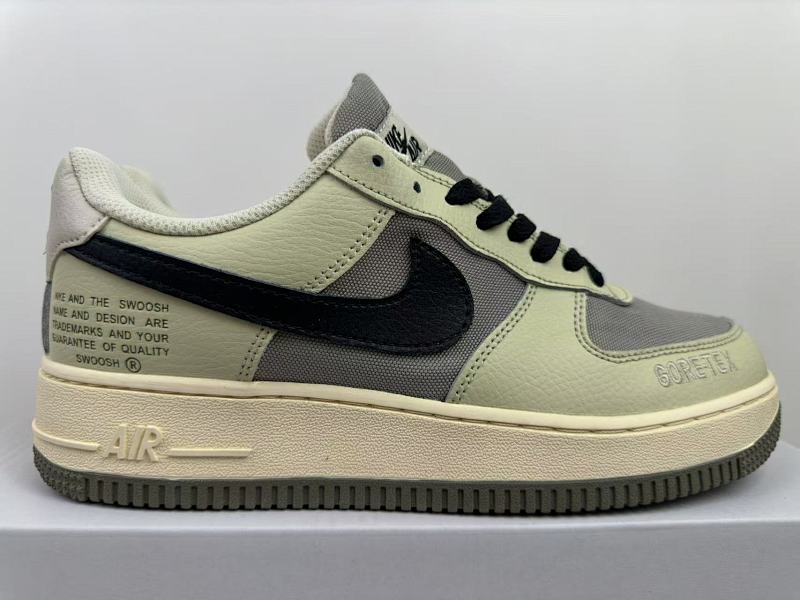 Nike Air Force 1 color 37
