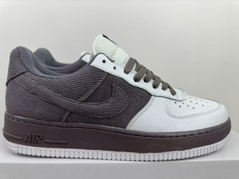 Nike Air Force 1 color 80