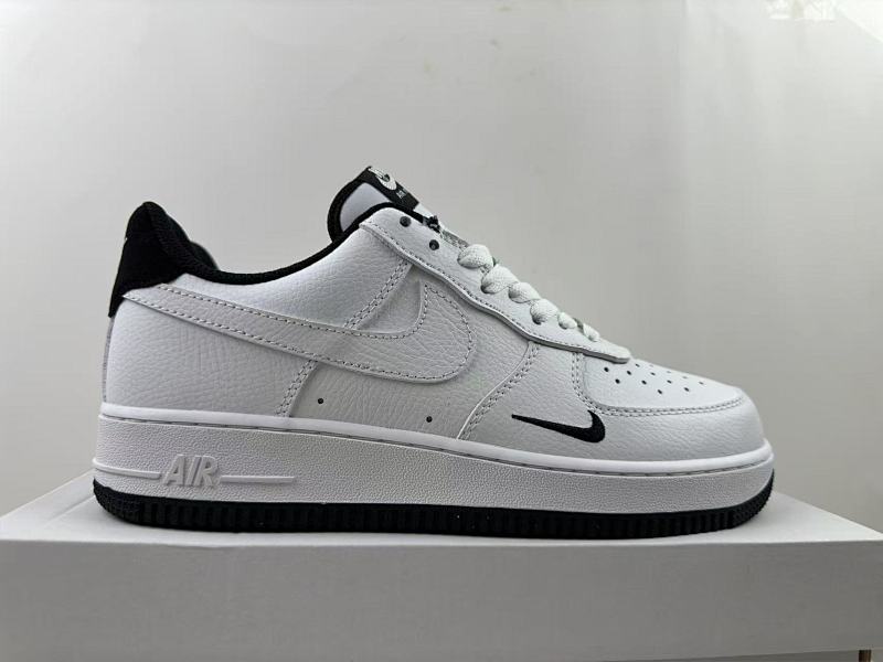 Nike Air Force 1 color 82