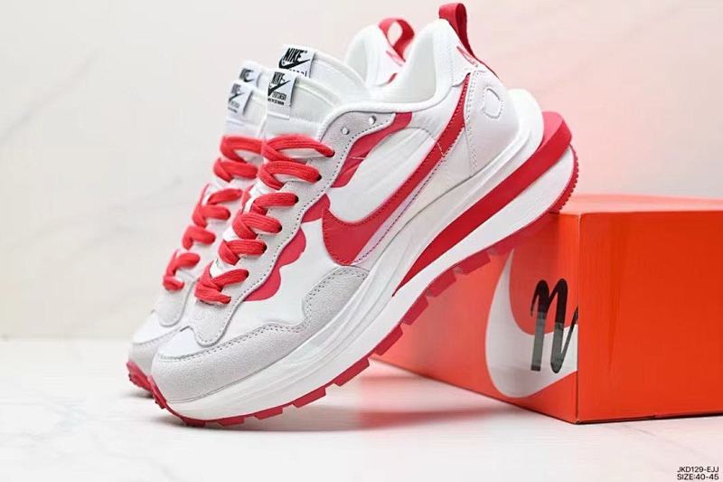 NIKE 6