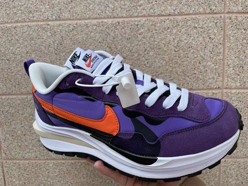 NIKE 7