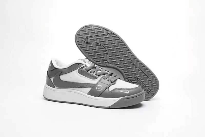 NIKE 7