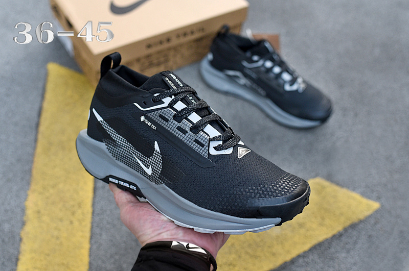 NIKE.5 11