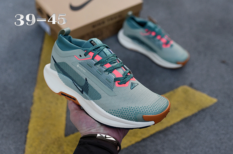 NIKE.5 6