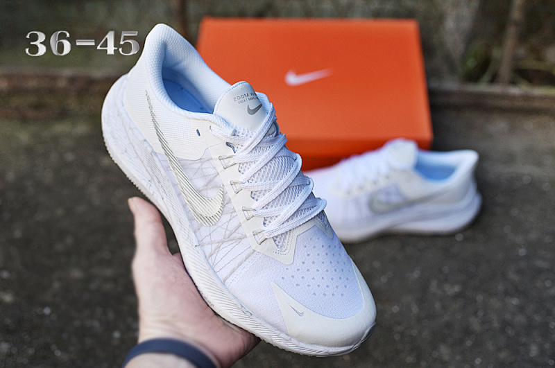 NIKE.Moon W8 16
