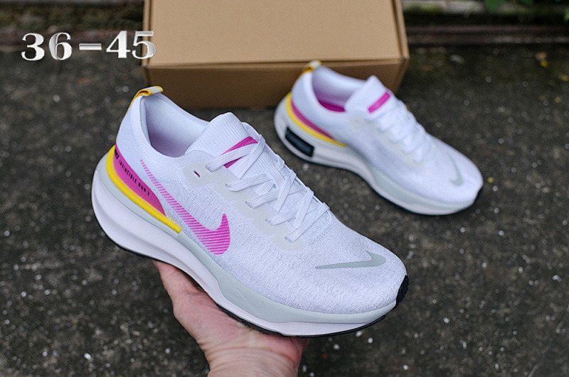 NIKE.Moon MX3 22
