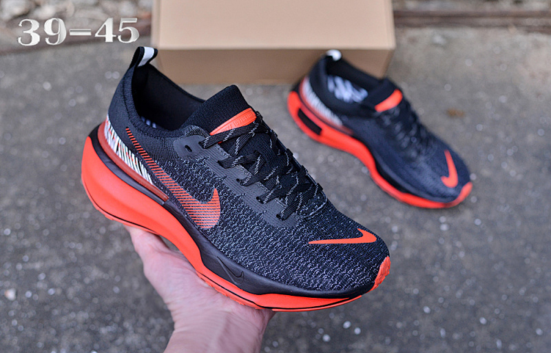 NIKE.Moon MX3 26
