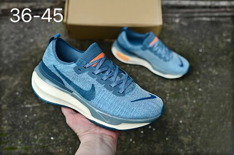 NIKE.Moon MX3 37