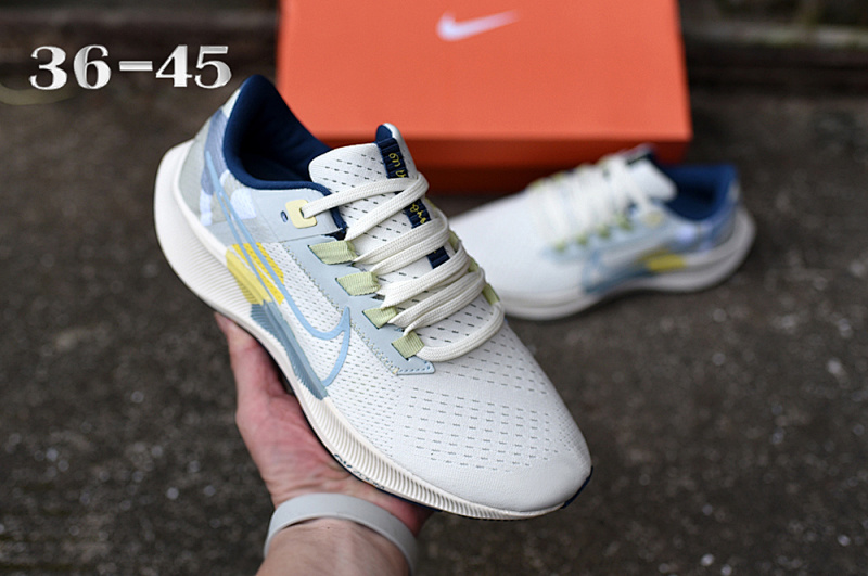 NIKE.Moon 38 11