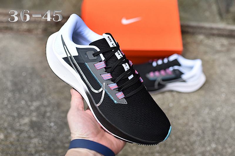 NIKE.Moon 38 14
