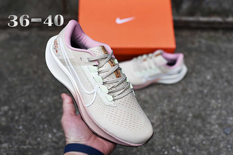 NIKE.Moon 38 16
