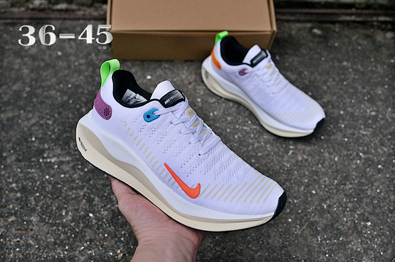 NIKE.Moon 4 14