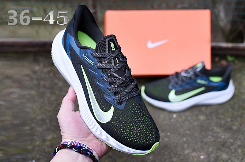 NIKE.Moon 7 9
