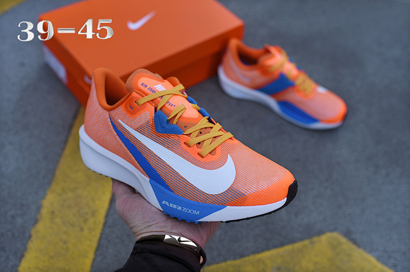 NIKE.F4 5