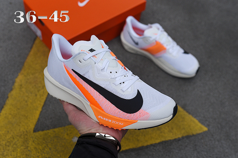 NIKE.F4 7