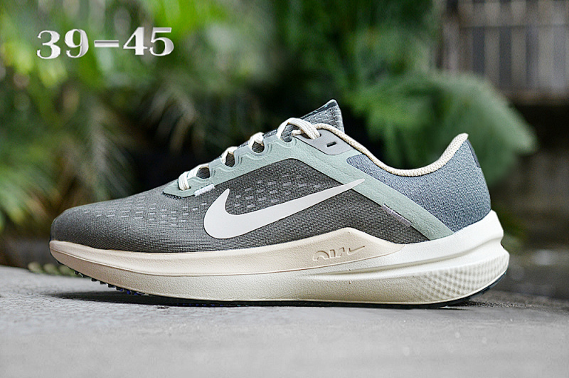 NIKE.W10 8