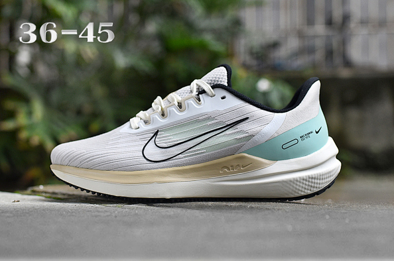 NIKE.W9 5