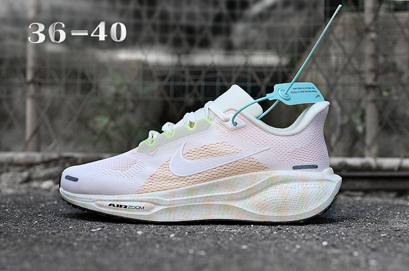 NIKE.Moon 41