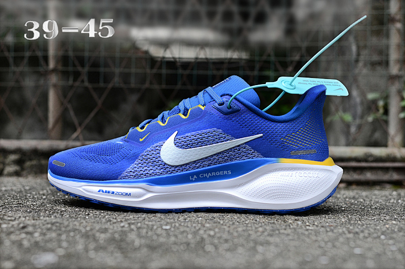 NIKE.Moon 41 14