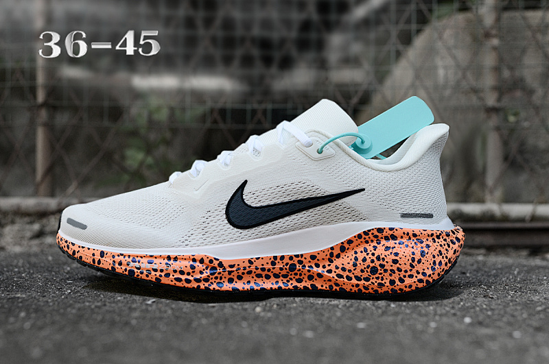 NIKE.Moon 41 31