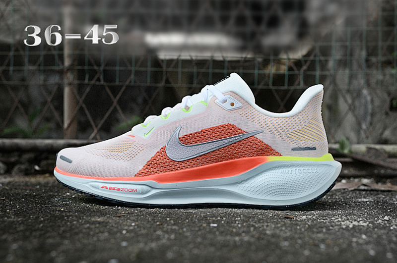 NIKE.Moon 41 5