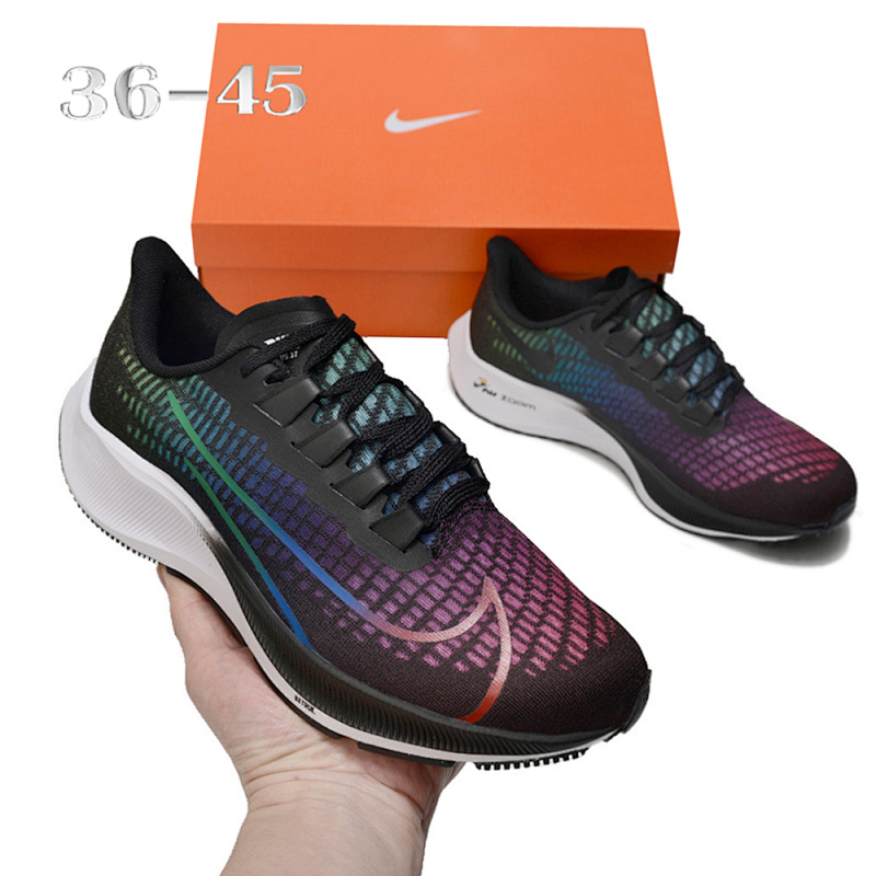 NIKE.Moon 37 5