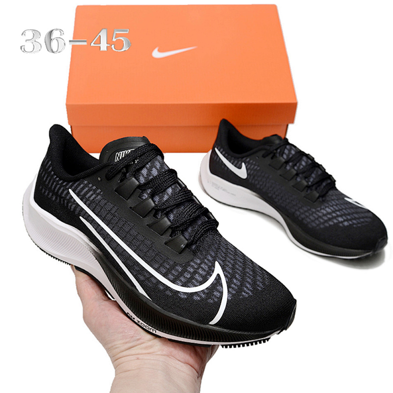 NIKE.Moon 37 6