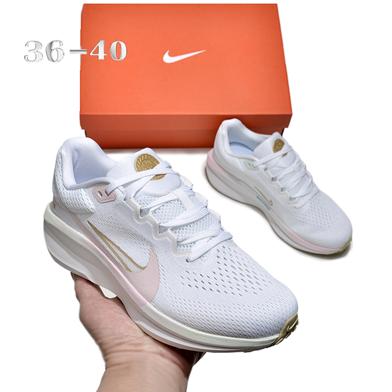 NIKE.W11 6