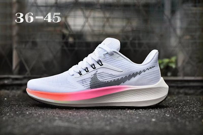 NIKE.Moon.39 20