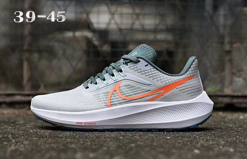NIKE.Moon.39 23