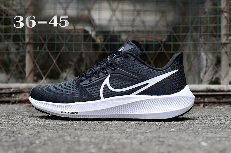 NIKE.Moon.39 30