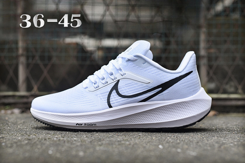 NIKE.Moon.39 6