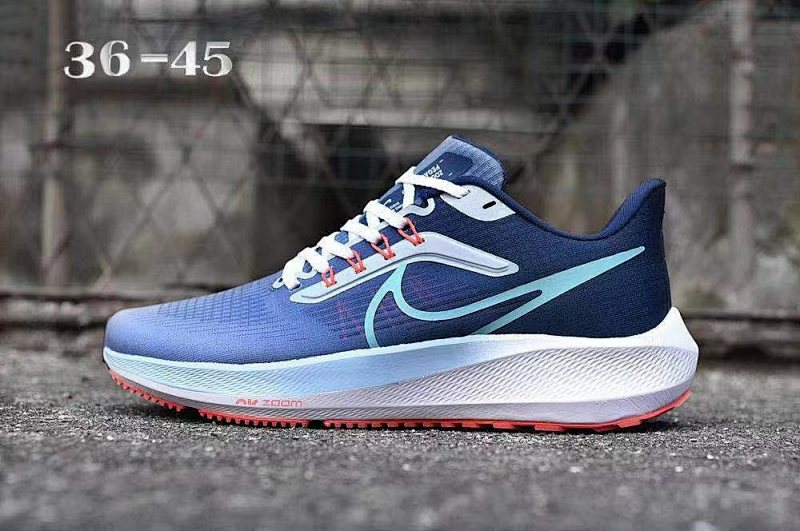 NIKE.Moon.39 8