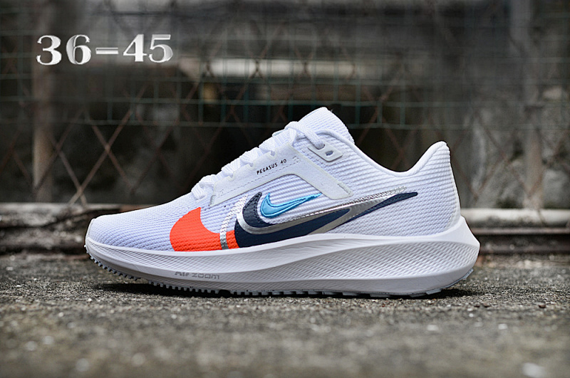 NIKE.Moon 40 11