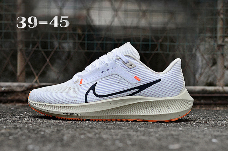 NIKE.Moon 40 12