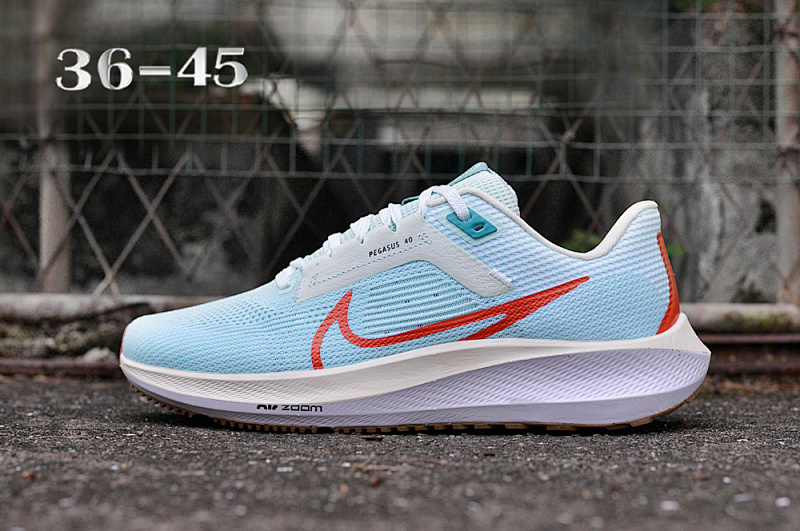 NIKE.Moon 40 22