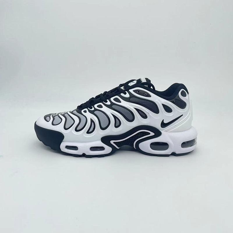 NIKE.Air Max Plus Drift 12