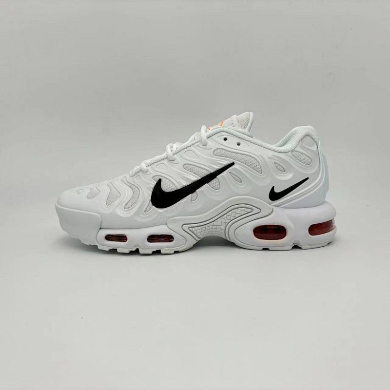 NIKE.Air Max Plus Drift 17
