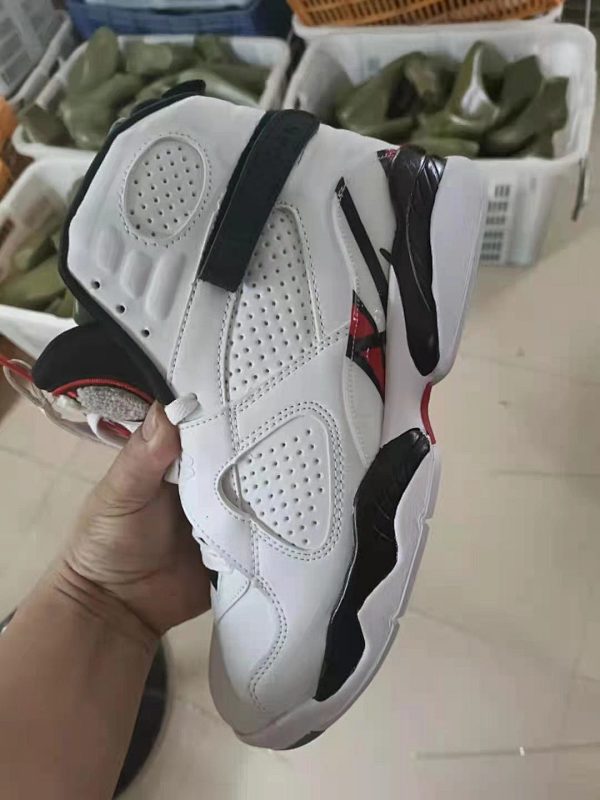 Air Jordan 8 9