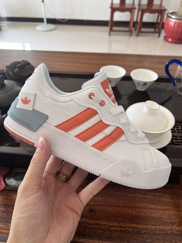 Adidas 6